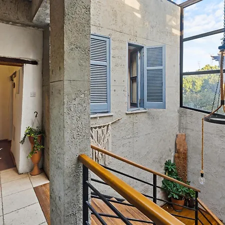 The Iskemleci ニコシア