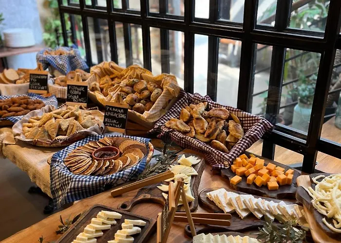 Oda ve Kahvaltı The Iskemleci