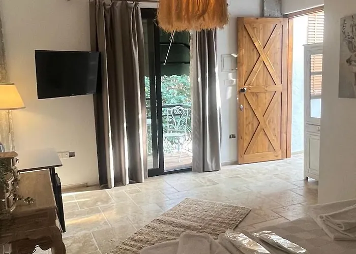 The Iskemleci Oda ve Kahvaltı 4*